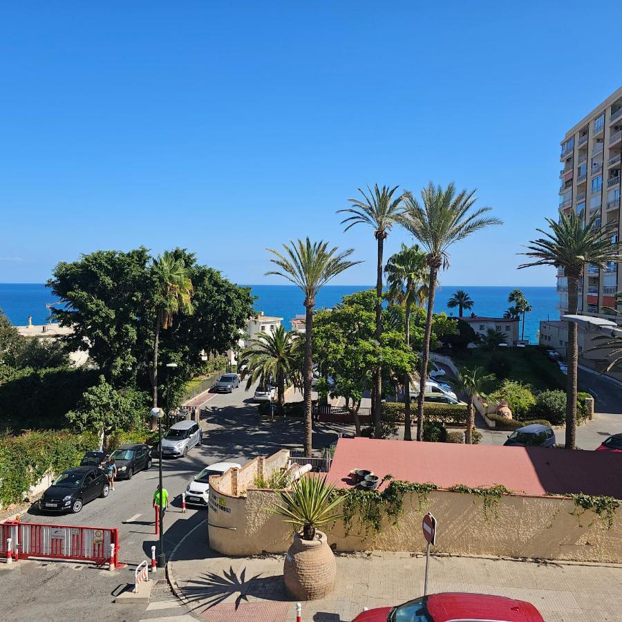 Pueblo Blanco Sea View Apartment By Namaste Elite Torremolinos Kültér fotó