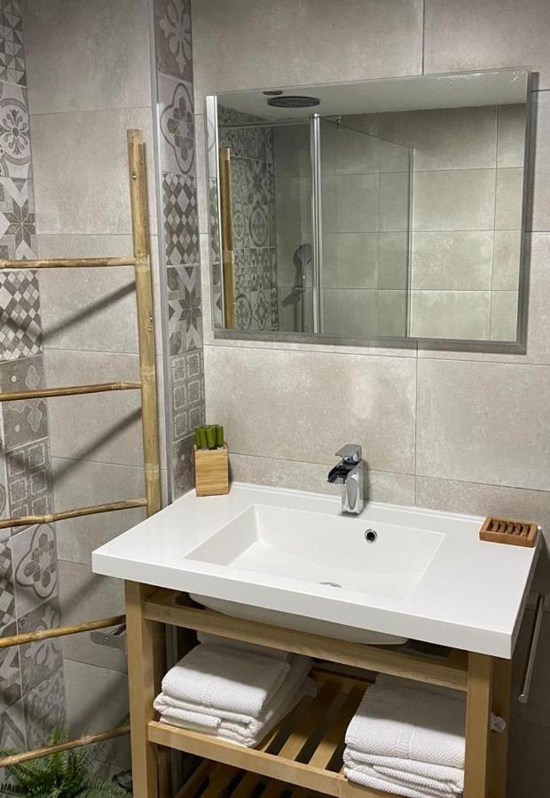 Pueblo Blanco Sea View Apartment By Namaste Elite Torremolinos Kültér fotó