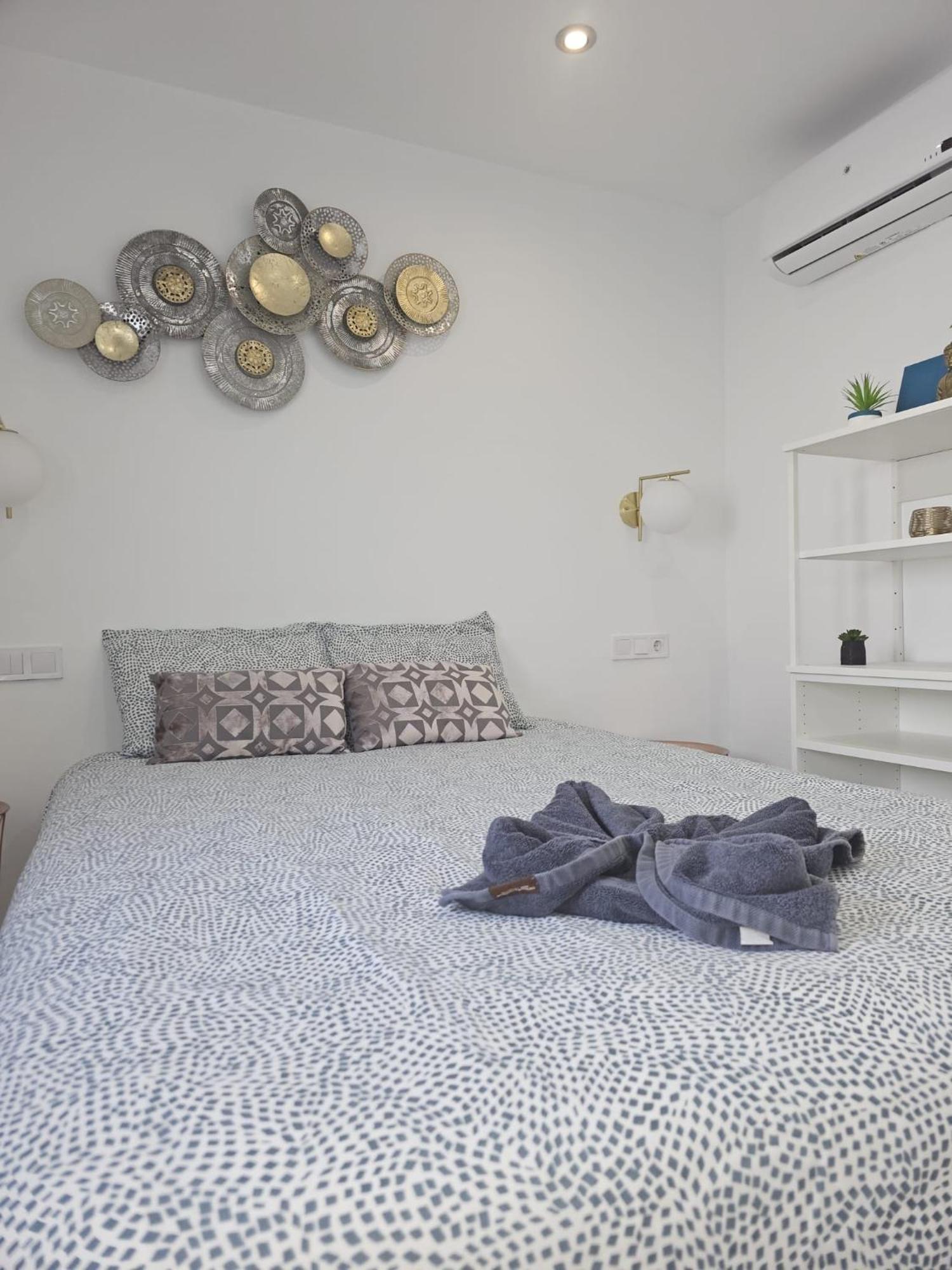 Pueblo Blanco Sea View Apartment By Namaste Elite Torremolinos Kültér fotó