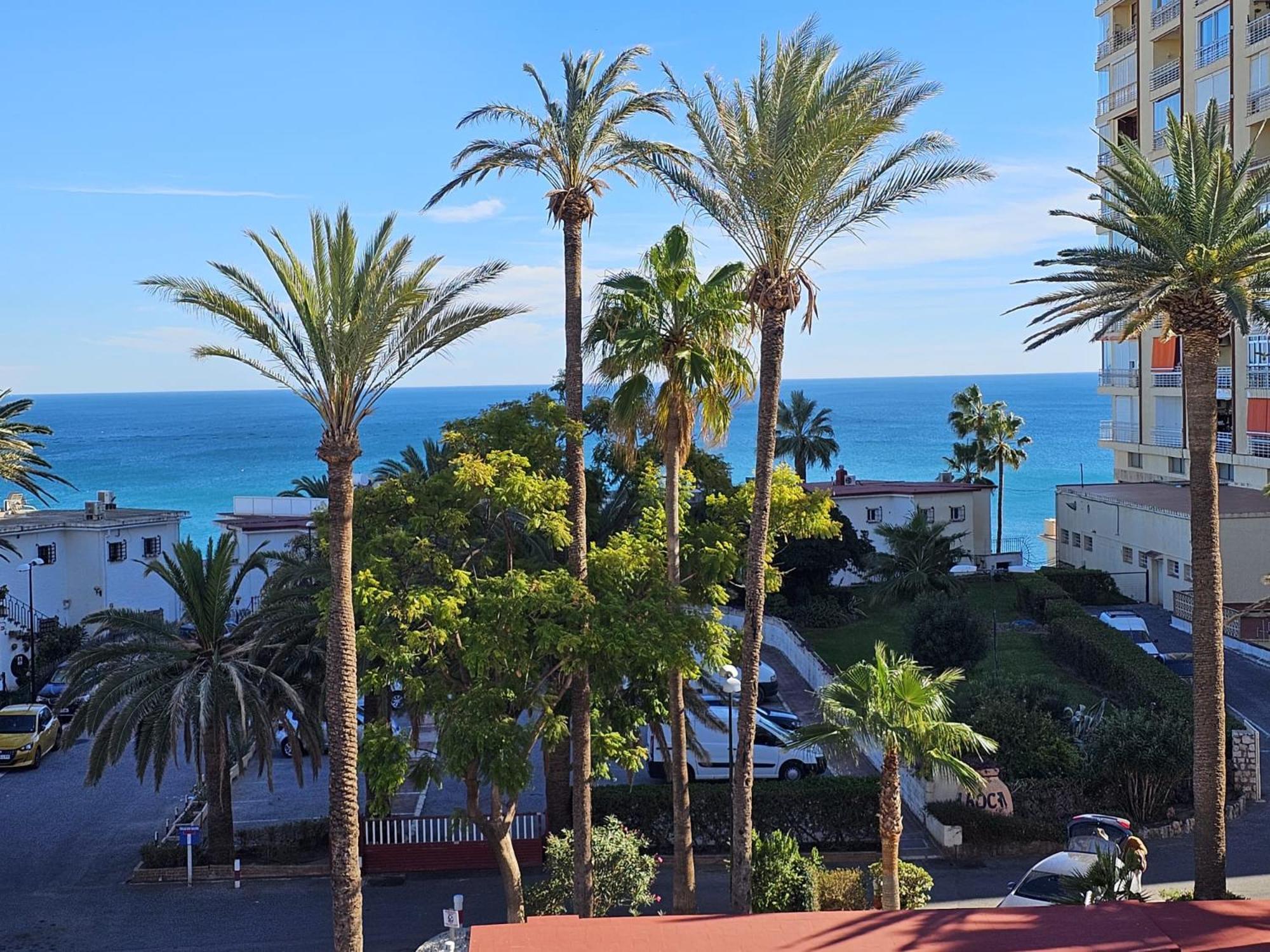 Pueblo Blanco Sea View Apartment By Namaste Elite Torremolinos Kültér fotó